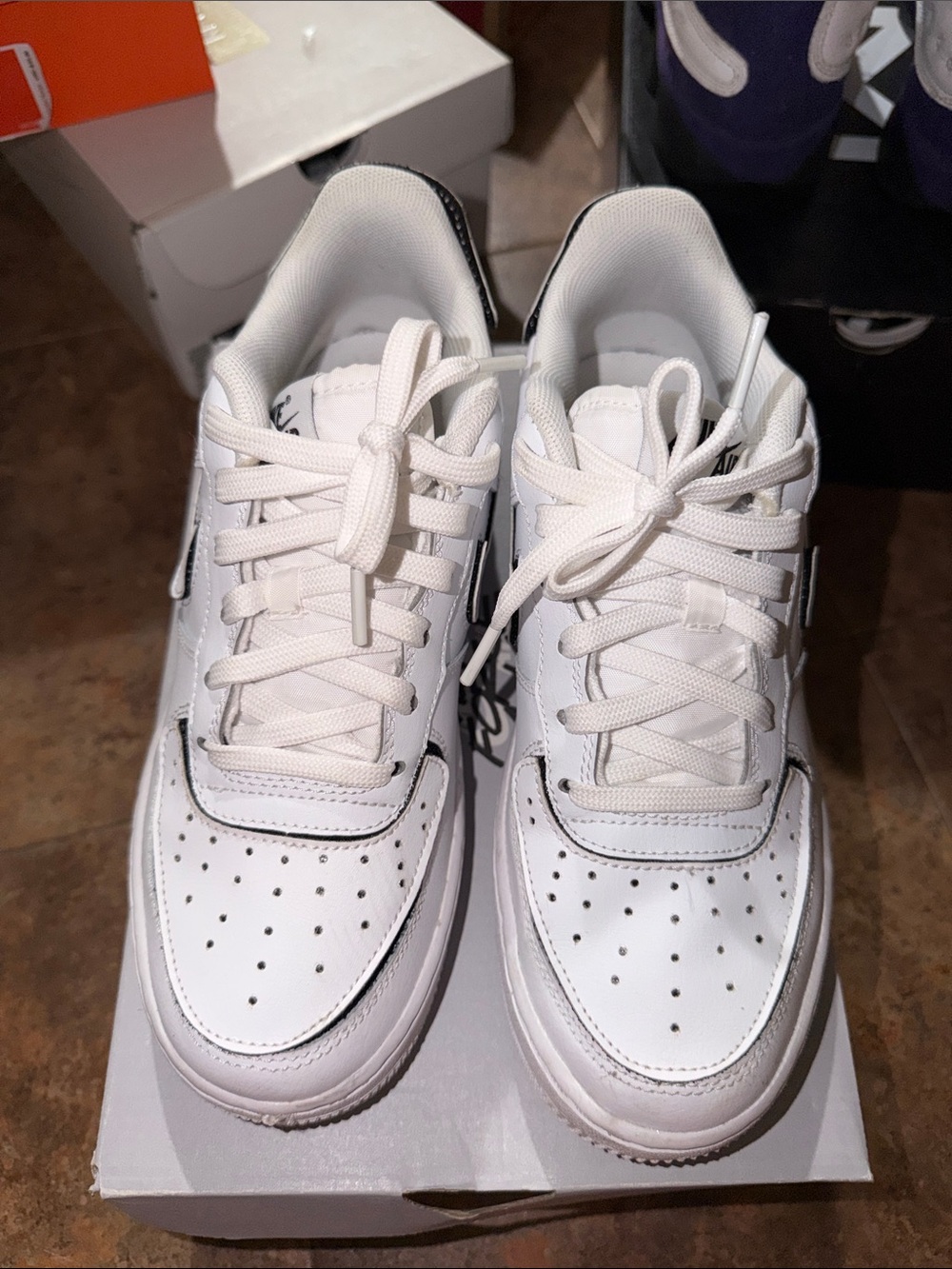 Nike White Low-Top Women's Sneakers - Clean Leather Design